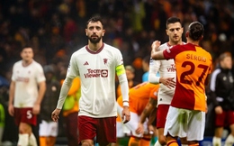 Kết quả Cúp C1 châu Âu hôm nay 30/11: MU nguy cơ bị loại sớm, Arsenal đi tiếp