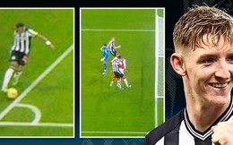 HLV Arsenal chỉ trích trọng tài, gọi bàn thắng của Newcastle là ‘nỗi ô nhục’
