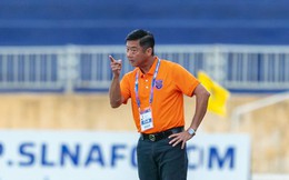 Giành 2 chiến thắng, huyền thoại bóng đá Việt Nam nhận phản ứng bất ngờ từ báo Trung Quốc