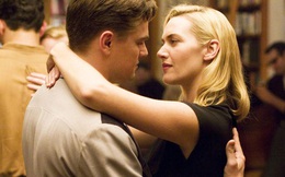 Kate Winslet thừa nhận "khó xử" khi đóng "cảnh nóng" với Leonardo DiCaprio trước mặt chồng