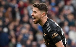 Ghi 2 bàn phút bù giờ, Arsenal thắng kịch tính Aston Villa