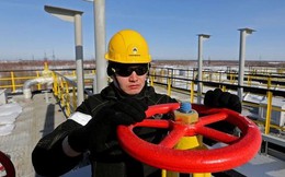 Quốc gia châu Âu này bất ngờ thành khách mua dầu lớn thứ 3 của Nga vì lý do không ai ngờ