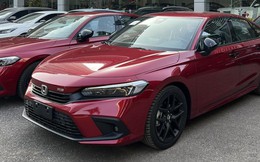 Đại lý chào giảm giá Honda Civic còn 700 triệu đồng nhưng lại không có xe giao