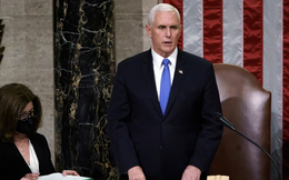 Cựu phó tướng Pence làm điều hiếm thấy với cựu Tổng thống Trump