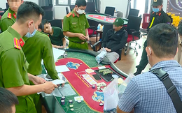 NÓNG: Bắt quả tang nhiều golfer đánh bạc tiền tỉ trong khách sạn