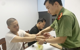 “Trùm” sản xuất tiền giả dùng tên giả, trốn trong cơ sở cai nghiện