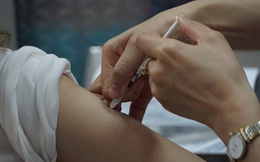 Số ca mắc COVID-19 tăng: Việc tiêm mũi vắc xin tăng cường có quan trọng?