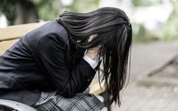 "Mẹ sinh thêm em đi, như vậy con có thể nghỉ ngơi rồi" - Lời nói tuyệt vọng của một thế hệ phải chật vật "vượt sướng" với những gánh nặng luôn bị xem nhẹ