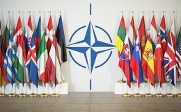 NATO tuyên bố không coi Trung Quốc là mối đe doạ