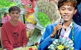 Vì sao khán giả thường tặng tiền, vàng sau mỗi show diễn cho Hồ Văn Cường?