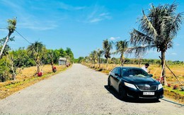 Bán đất từ năm 2021, nhà đầu tư “ngỡ ngàng” vì giá lúc đó còn cao hơn hiện tại nửa tỉ đồng: “May tôi thoát hàng được sớm”