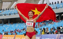 Tuyển thủ điền kinh Nguyễn Thị Oanh nhận quyết định công nhận Đảng viên chính thức