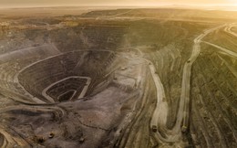 Mỏ kim loại đỏ khổng lồ nhấp nháy cảnh báo cuộc 'khủng hoảng lớn' với nguồn cung toàn cầu