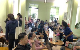Manulife chấp thuận hoàn tiền nhưng yêu cầu khách hàng giữ im lặng!