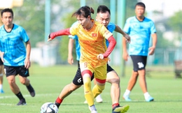 ĐT nữ Việt Nam đánh bại đội lão tướng SEA Games 2003