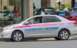 Saigontourist Group khởi kiện hãng taxi vừa bị tạm dừng hoạt động ở Tân Sơn Nhất