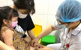 Bị trì hoãn tiêm chủng do thiếu vaccine, còn cách nào khác bảo vệ trẻ?