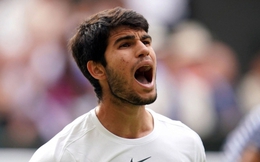 Chặn đứng chuỗi bất bại của Djokovic, Alcaraz vô địch Wimbledon