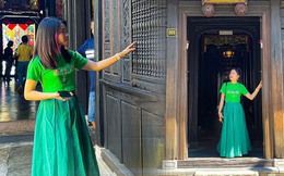Tìm về nếp nhà cổ, các bạn trẻ nhìn ngắm lại dòng thời gian đã qua