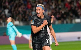 Chủ nhà New Zealand bất ngờ đánh bại cựu vô địch World Cup