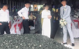 Xôn xao vụ người yêu cũ đổ đá dăm chặn cổng cưới của cô dâu chú rể ở Đắk Nông
