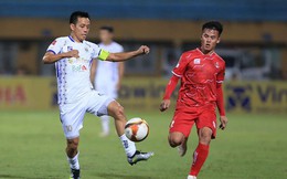 Bị treo giò 8 trận, Văn Quyết vẫn giành Vua phá lưới nội V-League 2023