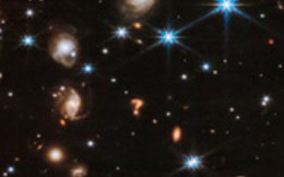 Kính viễn vọng James Webb có phát hiện bất ngờ: một dấu chấm hỏi lơ lửng trong vũ trụ