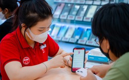 iPhone 15 series như "lên đồng" tại Việt Nam, nhiều đại lý nhận đơn đặt cọc “khủng”