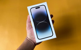 Giảm giá từ gần 30 triệu xuống còn 17 triệu: Vì sao mua iPhone Pro Max ở nơi đây năm nào cũng rẻ như thế?