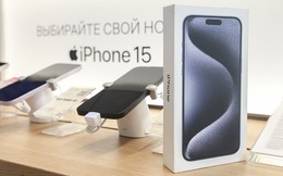 Người Nga có mua được iPhone 15 không và nếu có thì phải "trả giá" ra sao?
