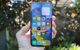Vừa trót mua iPhone 14 năm ngoái, giờ nhìn thấy iPhone 15 thế này mà tôi thấy mình “như kẻ ngốc”!