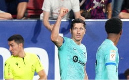 Lewandowski tỏa sáng, Barca vất vả đánh bại Osasuna