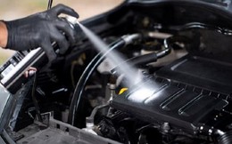 Có nên rửa khoang máy ô tô tại nhà?