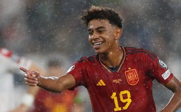 Tây Ban Nha hủy diệt đối thủ trong ngày sao trẻ Barca đi vào lịch sử