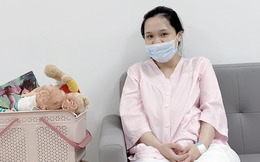 Vợ Duy Mạnh vừa sinh con vẫn livestream bất chấp, hoa mắt chóng mặt vẫn "chốt đơn"