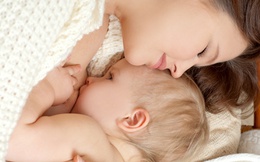 Sữa mẹ chứa hơn 700 loại vi khuẩn