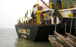Vụ “tàu ma” bỏ hoang trên biển: Ngư dân khó nhận được tiền bồi thường