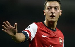 TIN VẮN SÁNG 17/10: Arsenal "hú vía" với Ozil