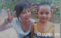 Cháu bé 4 tuổi khó được đi học vì cảnh… "người đẻ, người nuôi"