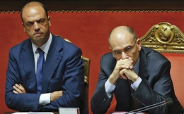 Chính phủ liên minh Ý sụp đổ