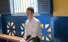 "Không làm ăn gì được" vẫn đi tù tội hiếp dâm