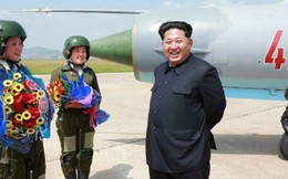 Ông Kim Jong-un thị sát trực tiếp “những đóa hoa trên bầu trời“