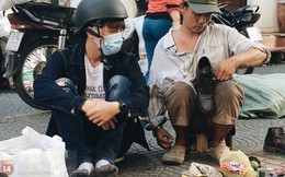 Nhiều bạn trẻ Sài Gòn tìm tới sẻ chia với anh đánh giày và chú chó nhỏ