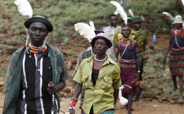 Tục lệ đám cưới kỳ lạ ở Kenya: Cô dâu bị “giam giữ” trước lễ cưới