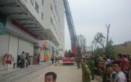 Giải cứu 25 người khỏi tòa nhà 34 tầng ở Hà Nội