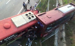 Hai xe khách đâm kinh hoàng trên cao tốc Hà Nội - Lào Cai: 2 người chết, 18 người bị thương