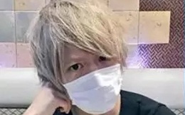 Gương mặt thật của "hot boy khẩu trang" khiến người xem sửng sốt
