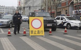 Sợ xã hội bất ổn, Trung Quốc 'đè' lãnh đạo địa phương ra "lãnh đạn"