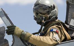 Giây phút căng thẳng trong buồng lái của phi công Pháp đánh IS