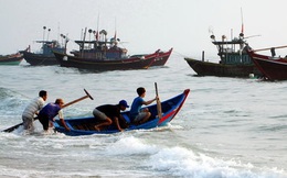 Quảng Bình hỗ trợ tiếp cho ngư dân bằng ngân sách tỉnh